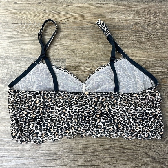 Victoria’s Secret PINK Leopard Print Lace Bralette, size Large - Picture 4 of 8